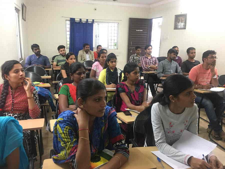 Bharat IAS & KAS Coaching Institute Bharat IAS and KAS Coaching Institute photo 3